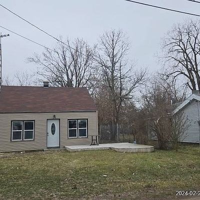 1547 Naomi Ave, Adrian, MI 49221