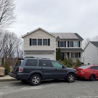 29 Kingsley Ct, Waterbury, CT 06704