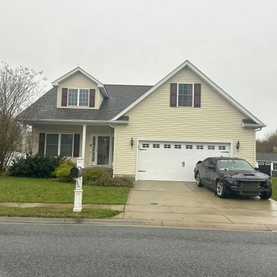 412 Plantation Dr, Seaford, DE 19973