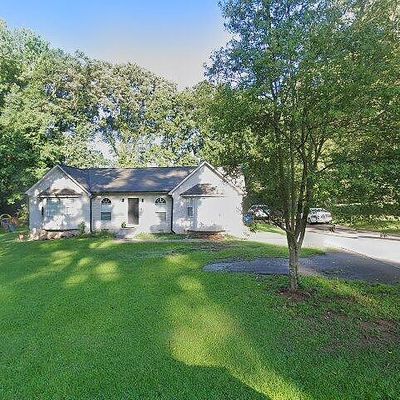 555 Knollwood Dr, Stockbridge, GA 30281