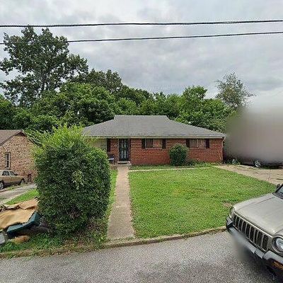 59 Carruthers Dr, Jackson, TN 38301