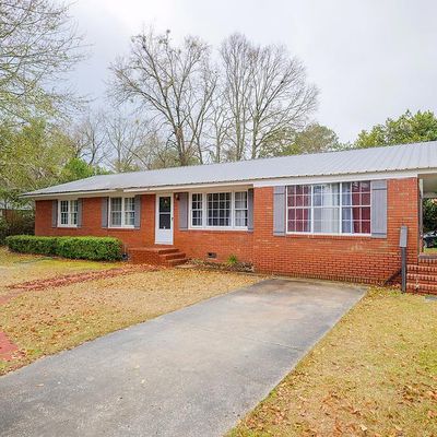 615 Holiday St, Adel, GA 31620