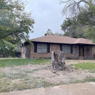 702 Rea Ave, Lancaster, TX 75146