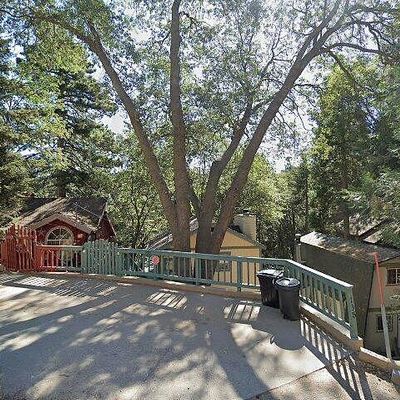 735 E Victoria Ct, Lake Arrowhead, CA 92352