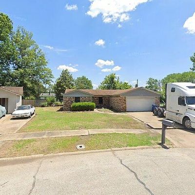 906 Maple Dr, West Memphis, AR 72301