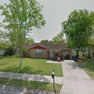 106 Moonlite Ln, Sinton, TX 78387