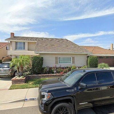 10667 La Bahia Ave, Fountain Valley, CA 92708