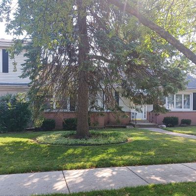 109 N Lancaster St, Mount Prospect, IL 60056