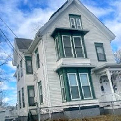 11 Greenwood Rd, Brockton, MA 02301