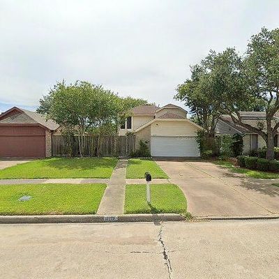 12110 Meadow Valley Ln, Meadows Place, TX 77477