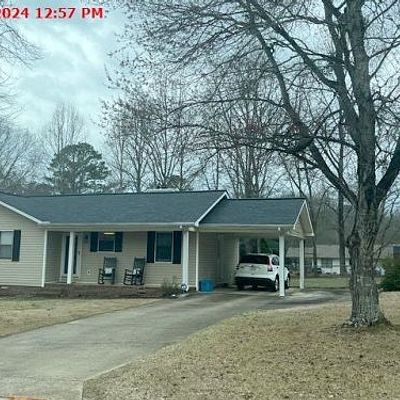 130 Setter Dr, Anniston, AL 36207