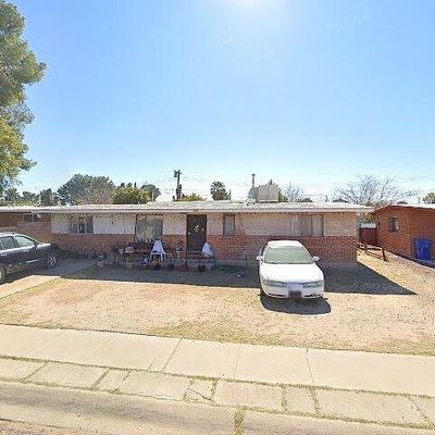 1323 W Simmons Pl, Tucson, AZ 85705