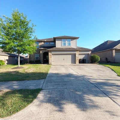 113 Meadow Ridge Way, Clute, TX 77531