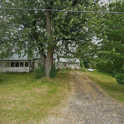 11664 Calkins Rd, Cato, NY 13033