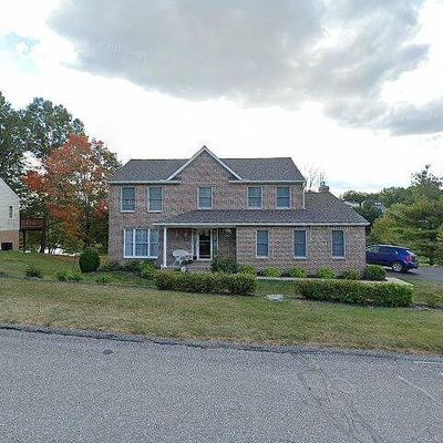 12 Mccurley Dr, New Freedom, PA 17349