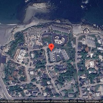 12 Oceanside Dr, Hull, MA 02045