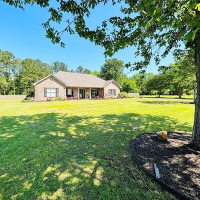 1346 Geddie Loop Rd, Deatsville, AL 36022