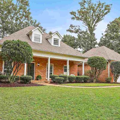 143 Azalea Trails Dr, Brandon, MS 39047