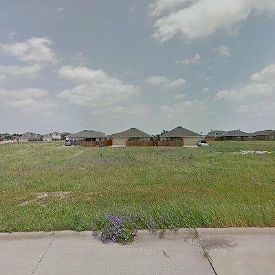 1805 Overlook Dr, Lancaster, TX 75146