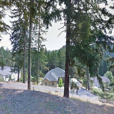 1836 Lakeview Dr, Sutherlin, OR 97479