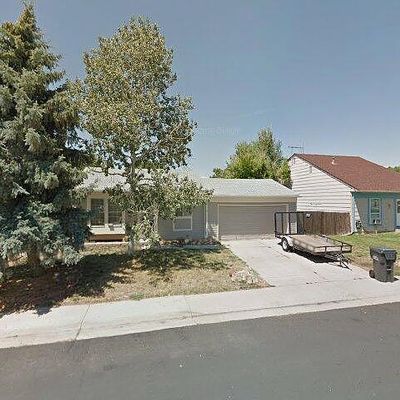 1627 Genoa St, Aurora, CO 80011