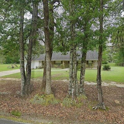 166 Otis Stewart Rd, Picayune, MS 39466