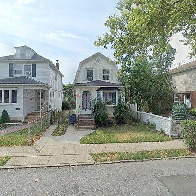 22018 91 St Rd, Queens Village, NY 11428