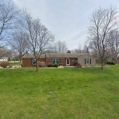 221 Catherine Dr, Owosso, MI 48867