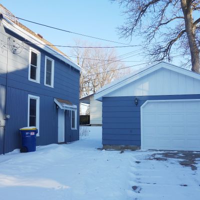 21 3 Rd Ave Nw, Faribault, MN 55021