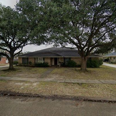 210 College Dr, Hammond, LA 70401