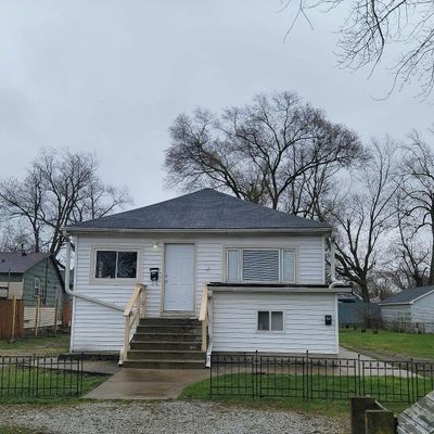 2689 Floyd St, Lake Station, IN 46405