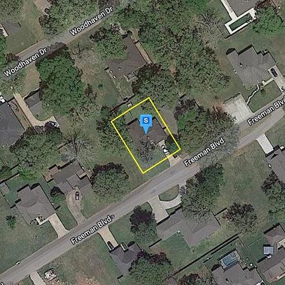 236 Freeman Blvd, West Columbia, TX 77486