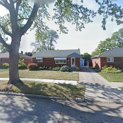 24515 Petersburg Ave, Eastpointe, MI 48021