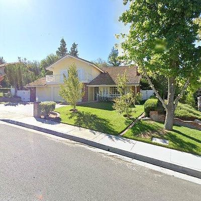 24957 Highspring Ave, Newhall, CA 91321