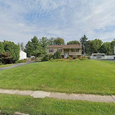 3139 Middle School Dr, Norristown, PA 19403