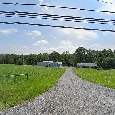 3144 Compass Rd, Honey Brook, PA 19344