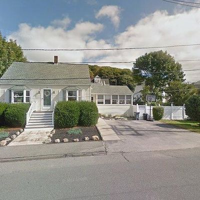 34 Burnham St, Gloucester, MA 01930