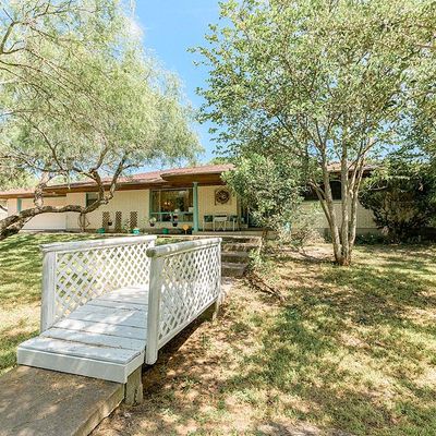 3 Carreta Park, Bishop, TX 78343