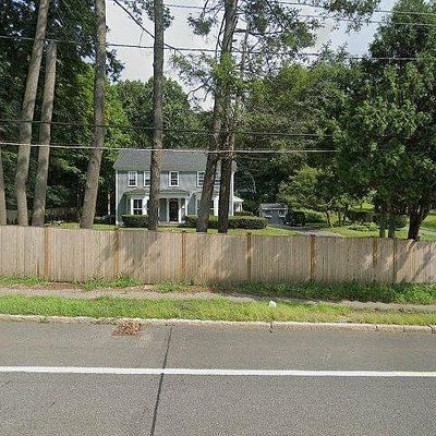 303 Worcester St, Wellesley Hills, MA 02481