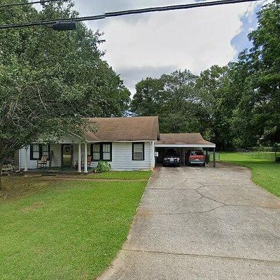 305 Cusseta Rd, Valley, AL 36854