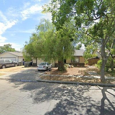 3050 N Marty Ave, Fresno, CA 93722