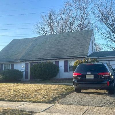 47 Marboro Ln, Willingboro, NJ 08046