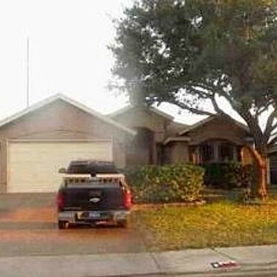 519 Acacia St, Laredo, TX 78045