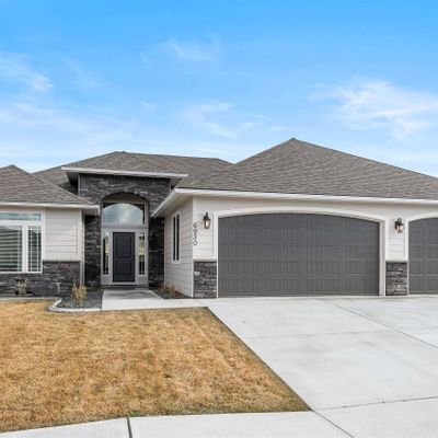 6930 W 31 St Ave, Kennewick, WA 99338