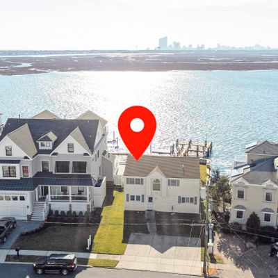 714 W Shore Dr, Brigantine, NJ 08203