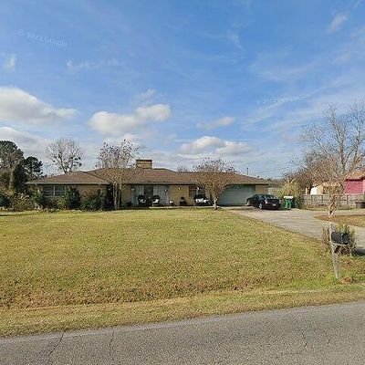 6540 N Hills St, Meridian, MS 39307