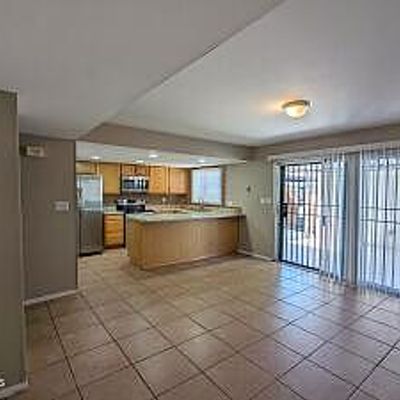 6694 N 43 Rd Ave, Glendale, AZ 85301