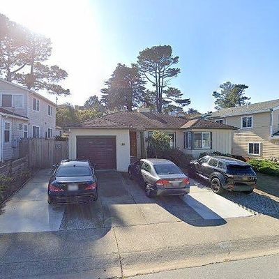 855 Larchmont Dr, Daly City, CA 94015