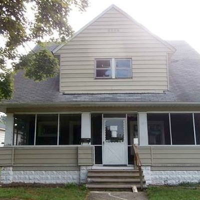 906 N Michigan St, Plymouth, IN 46563