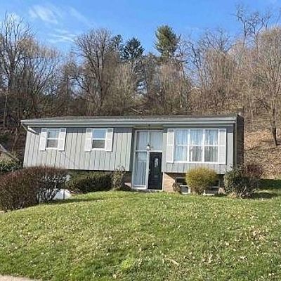 92 York Dr, Pittsburgh, PA 15214